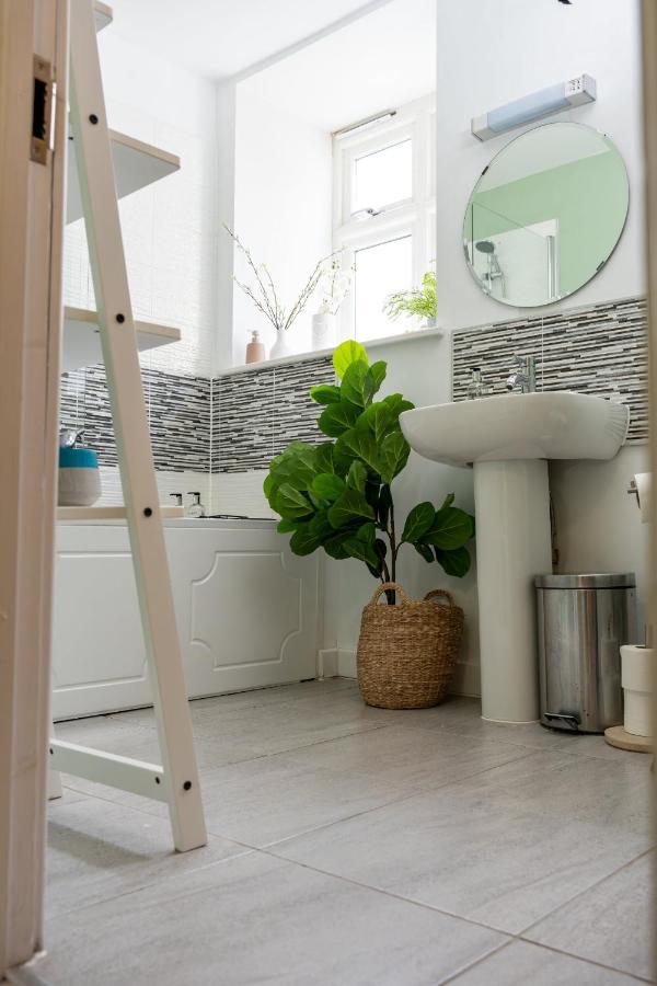 Modern & Spacious Flat In The Centre Of Bristol! Eksteriør bilde